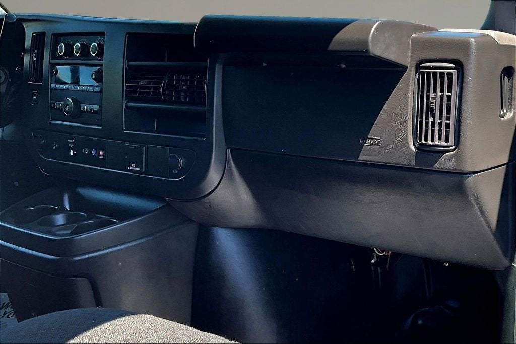 2024 GMC Savana Cargo 2500 Work Van