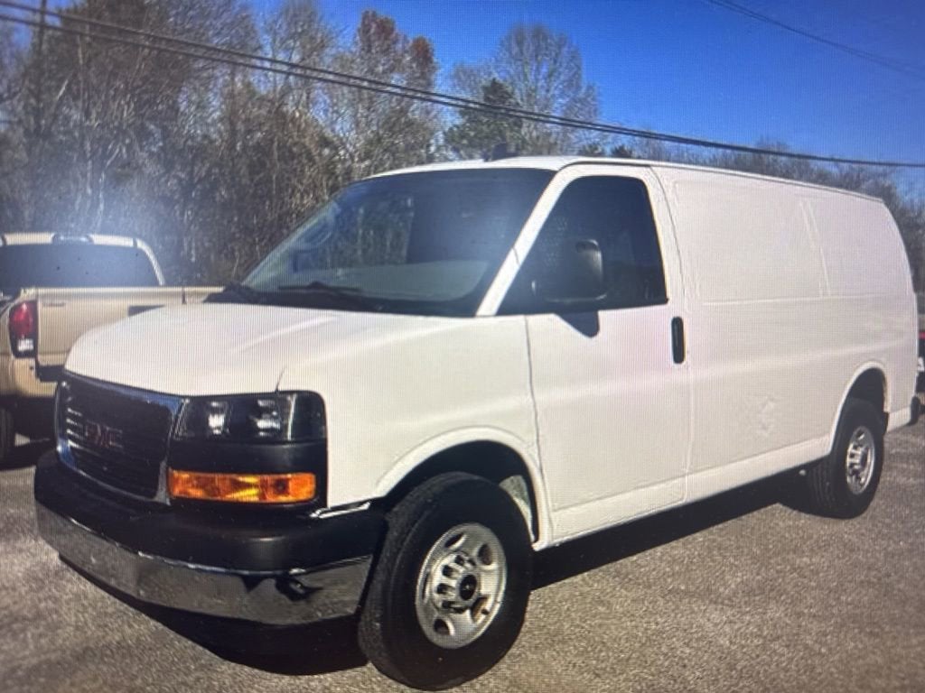 2023 GMC Savana Cargo 2500 Work Van
