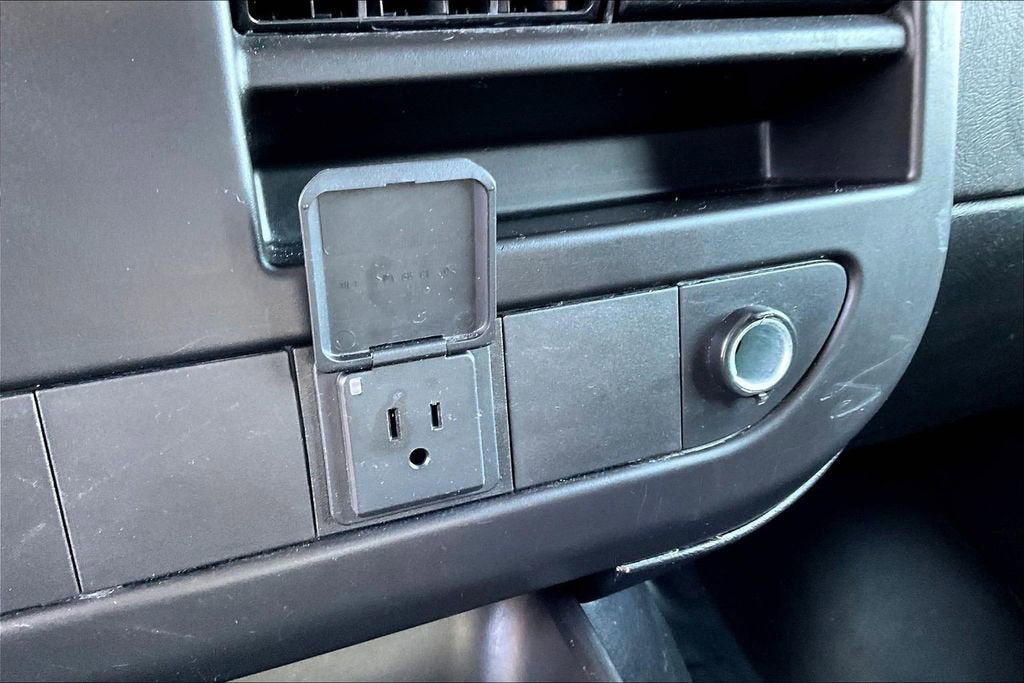 2023 GMC Savana Cargo 2500 Work Van
