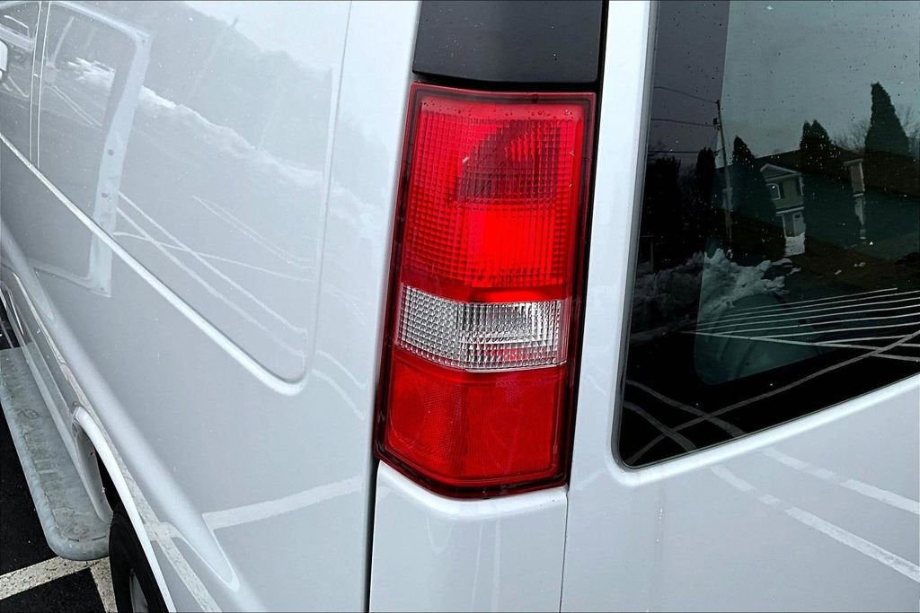 2024 GMC Savana Cargo 2500 Work Van