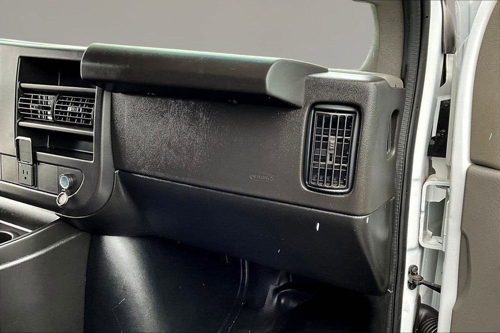 2024 GMC Savana Cargo 2500 Work Van