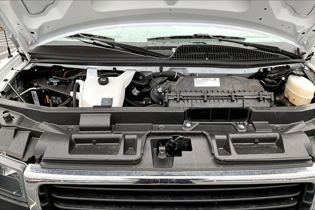 2024 GMC Savana Cargo 2500 Work Van