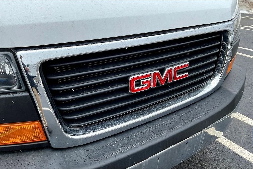 2024 GMC Savana Cargo 2500 Work Van