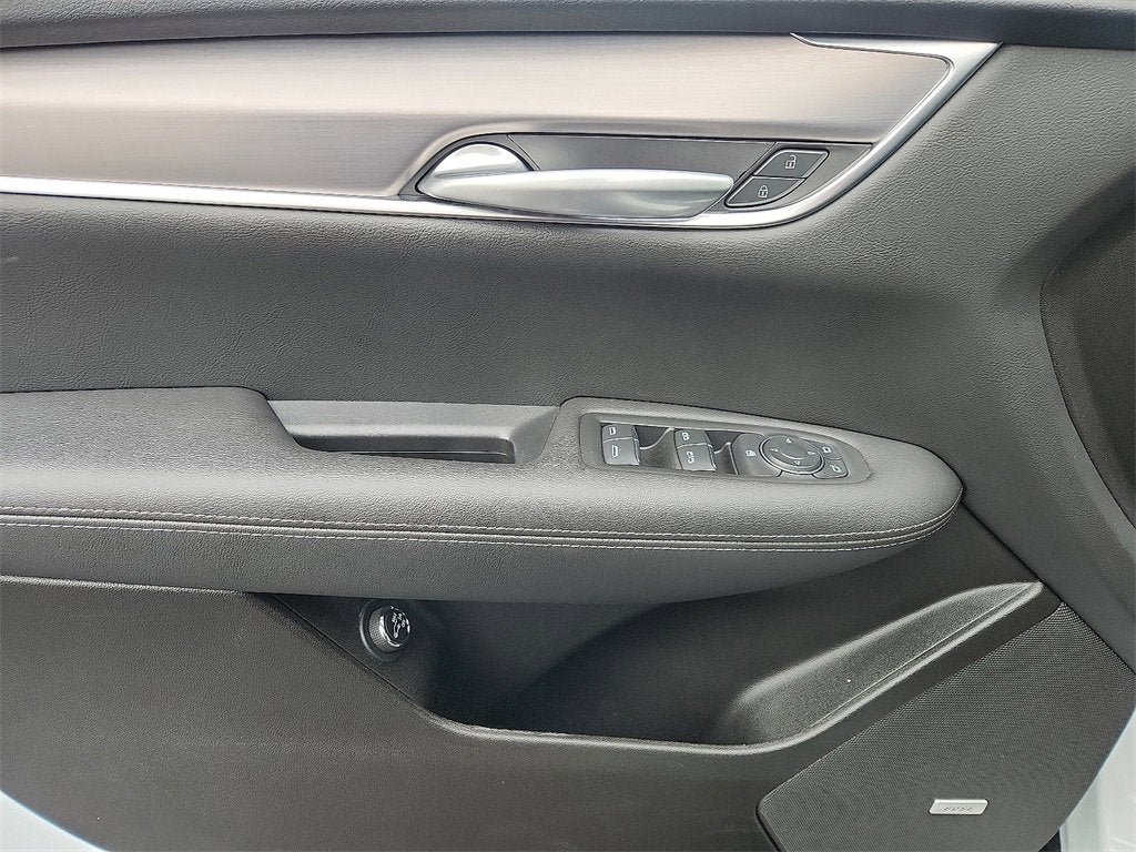 2024 Cadillac XT5 Luxury