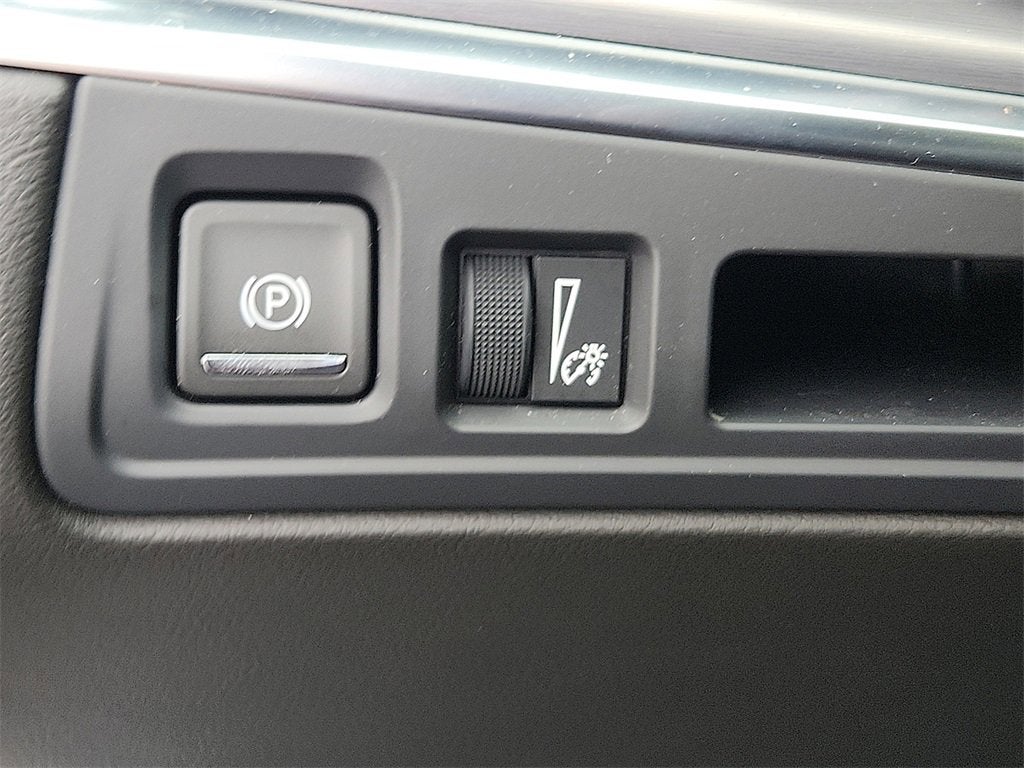 2024 Cadillac XT5 Luxury