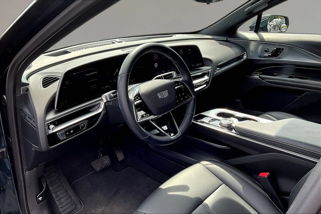 2024 Cadillac LYRIQ Tech