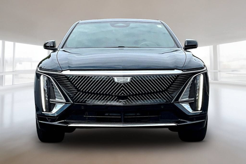 Used 2024 Cadillac LYRIQ Tech with VIN 1GYKPMRL1RZ143387 for sale in Milford, CT