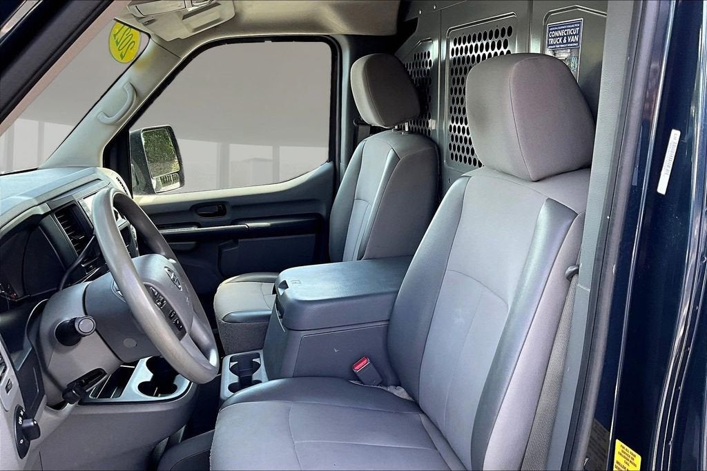 2021 Nissan NV Cargo SV