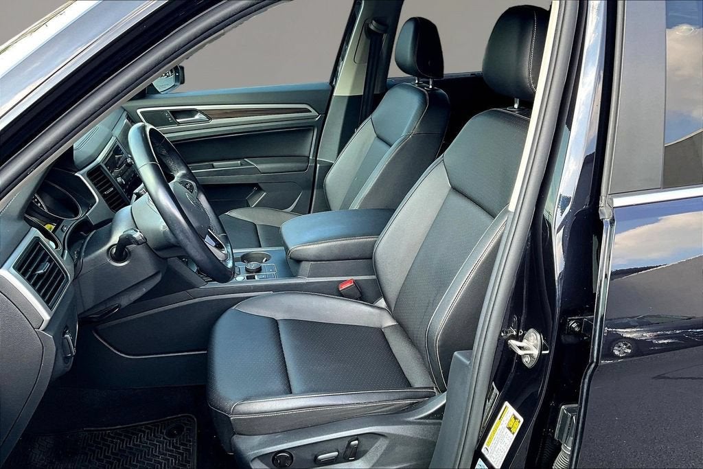 2021 Volkswagen Atlas 3.6L V6 SE w/Technology