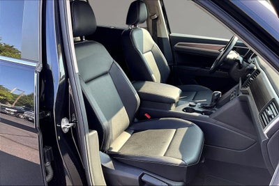 2021 Volkswagen Atlas 3.6L V6 SE w/Technology