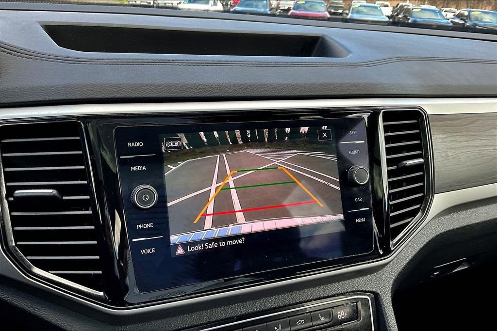 2023 Volkswagen Atlas 3.6L V6 SE w/Technology