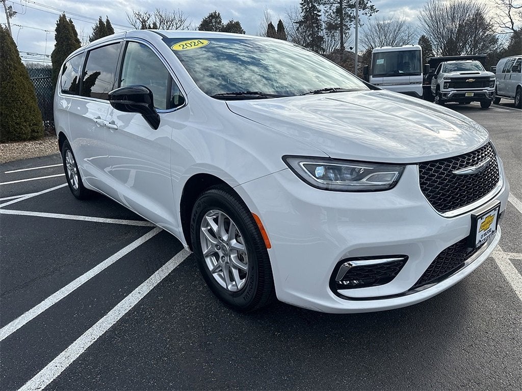 2024 Chrysler Pacifica Touring L