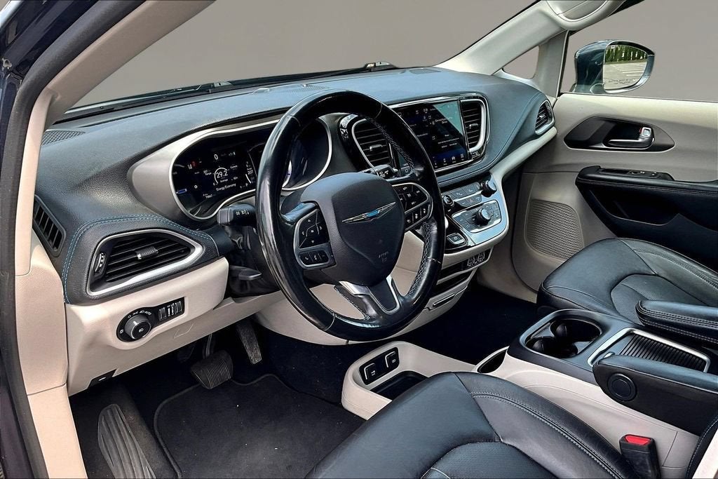 2021 Chrysler Pacifica Hybrid Touring L