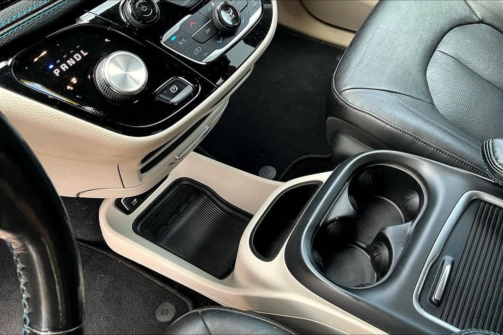 2021 Chrysler Pacifica Hybrid Touring L