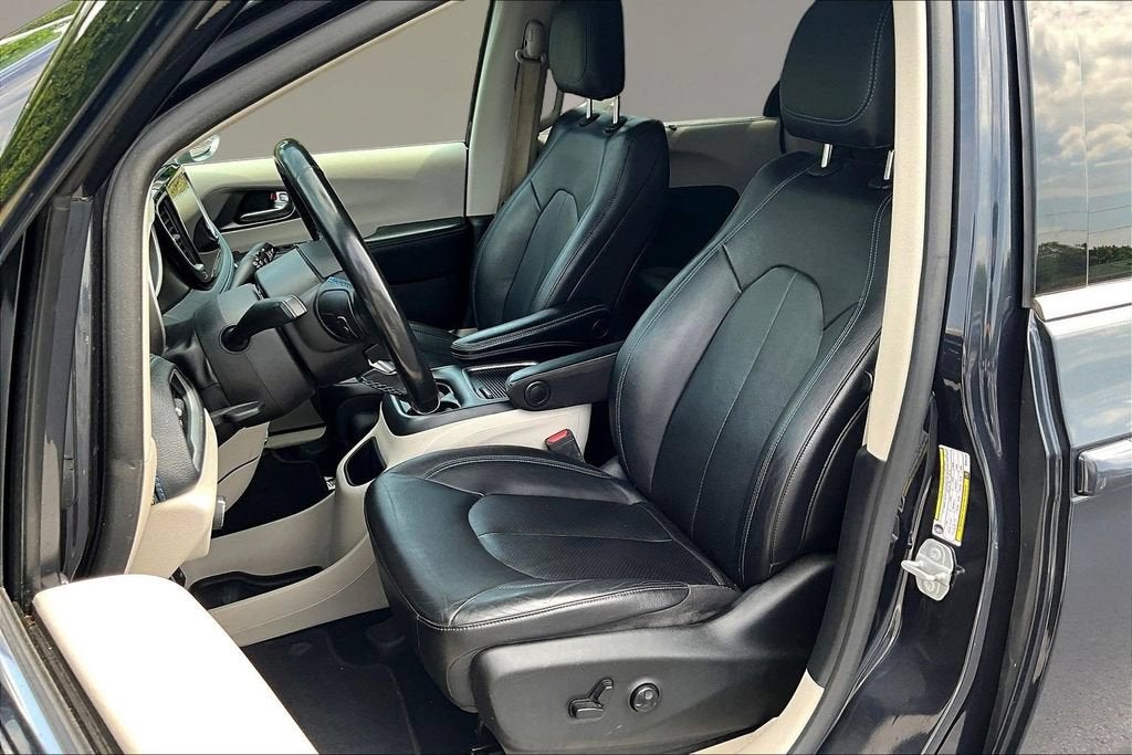 2021 Chrysler Pacifica Hybrid Touring L
