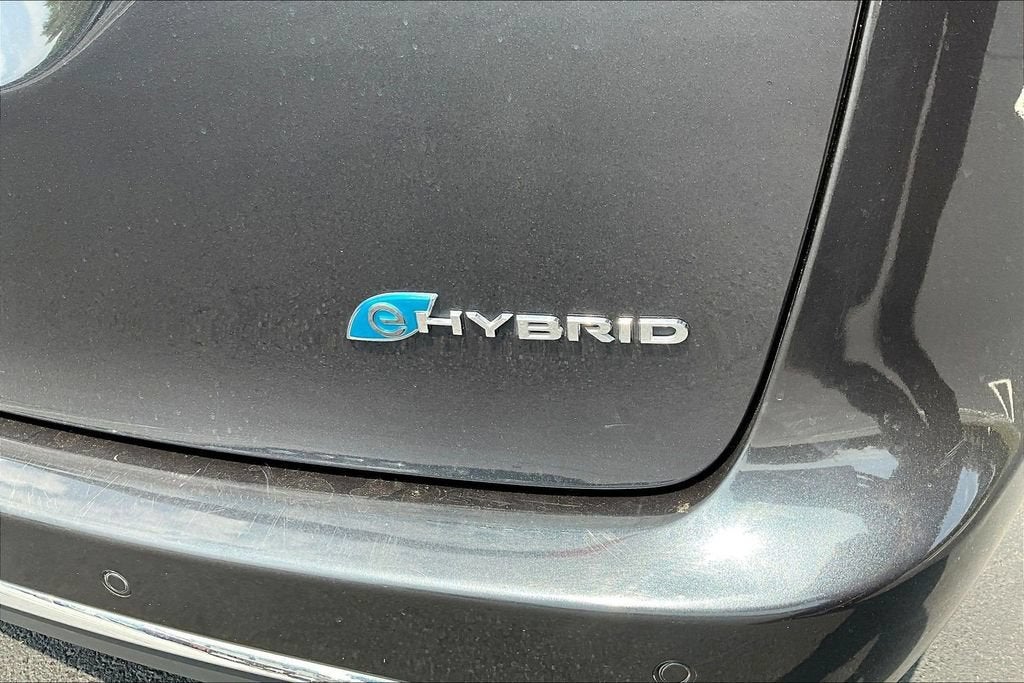 2021 Chrysler Pacifica Hybrid Touring L