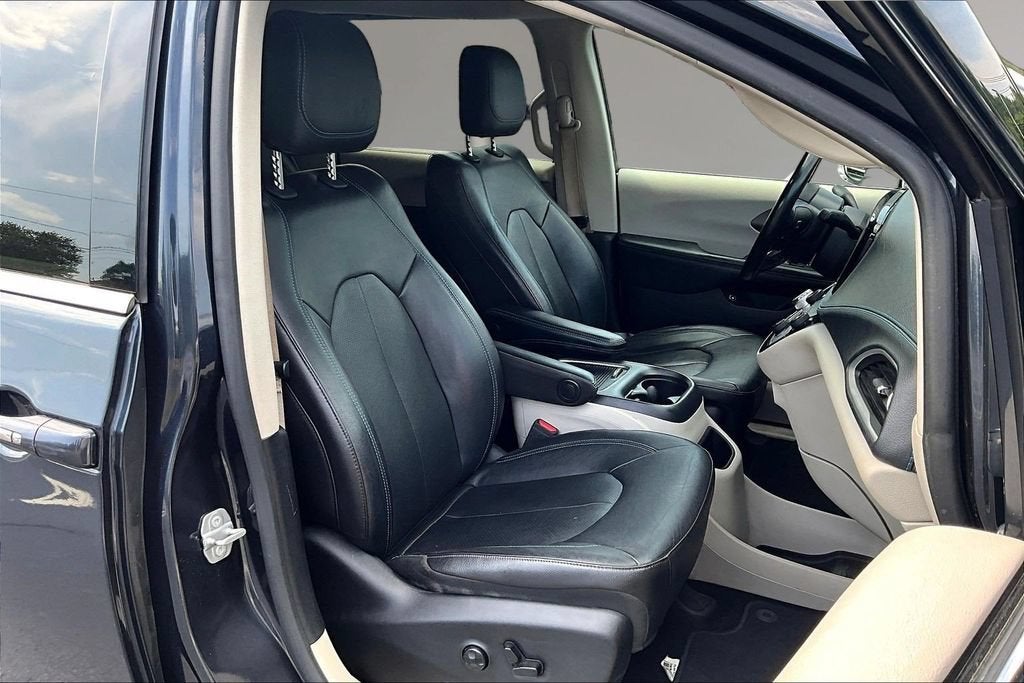 2021 Chrysler Pacifica Hybrid Touring L