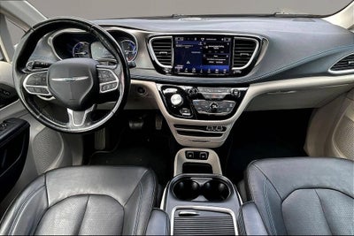 2021 Chrysler Pacifica Hybrid Touring L