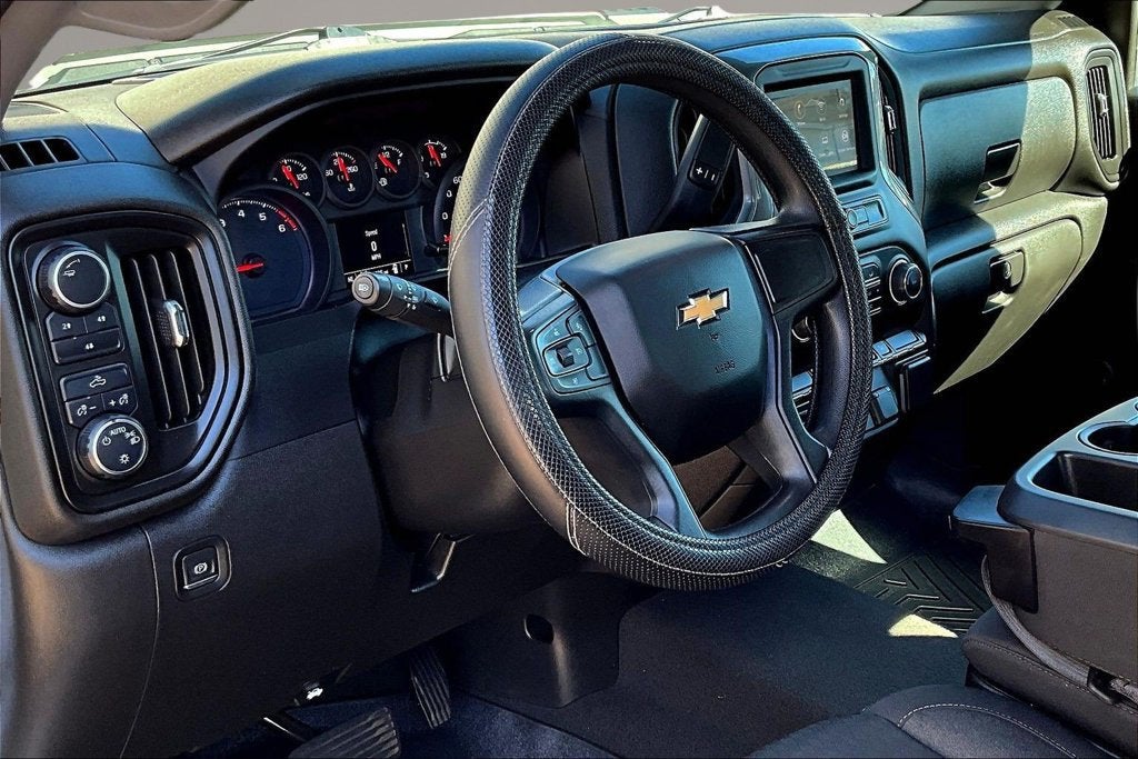 2024 Chevrolet Silverado 2500 HD Custom