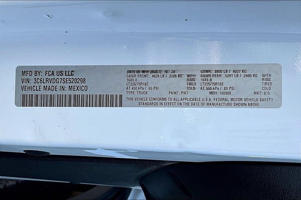 2025 RAM ProMaster Cargo Van Tradesman