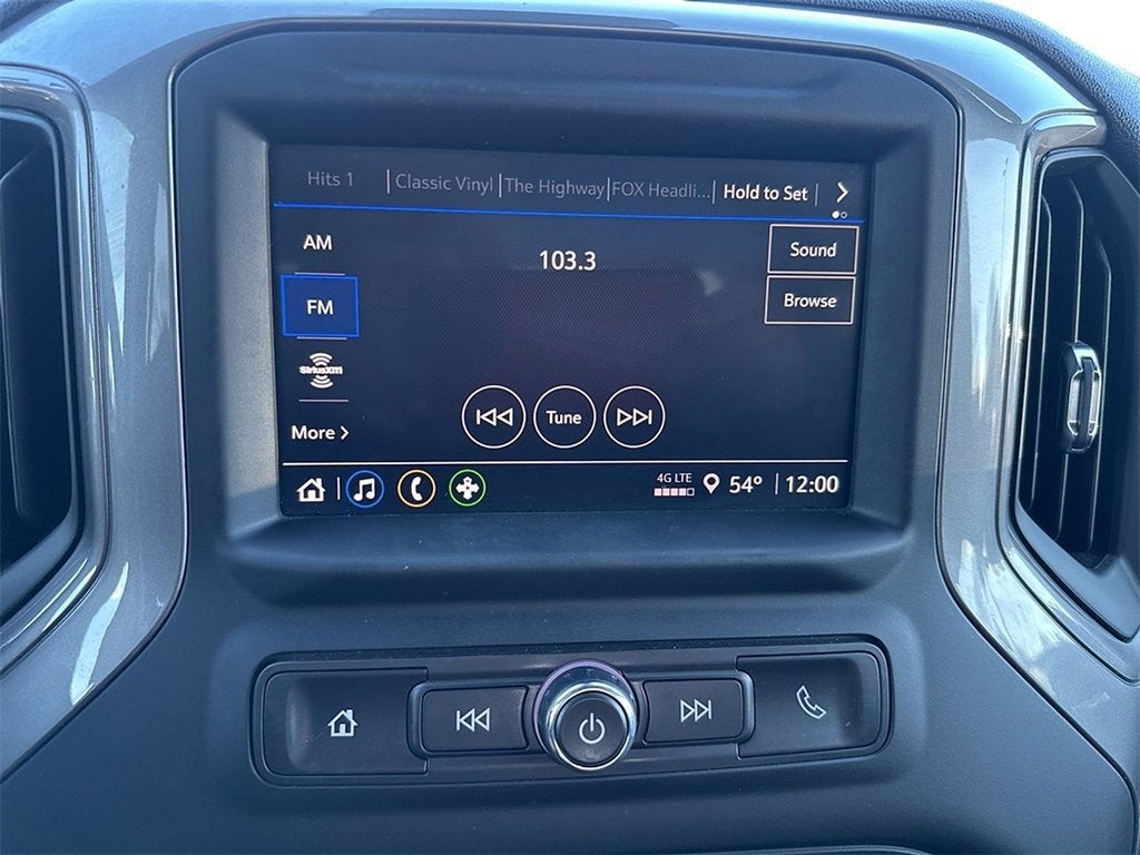 2022 Chevrolet Silverado 1500 Custom