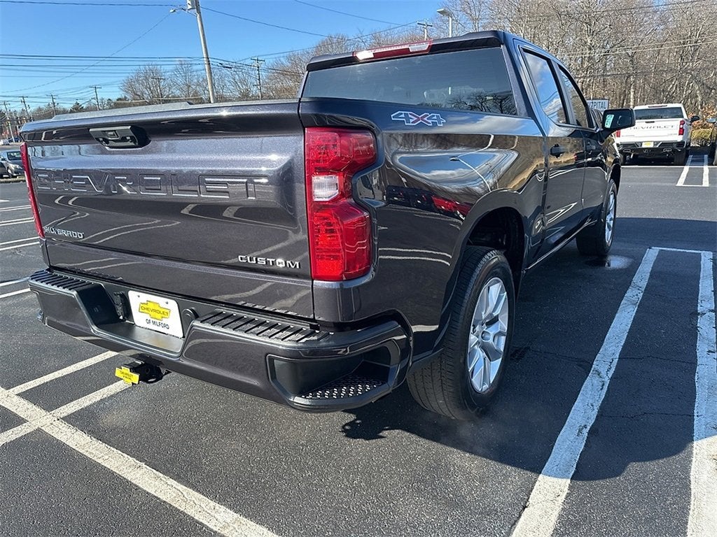 2022 Chevrolet Silverado 1500 Custom