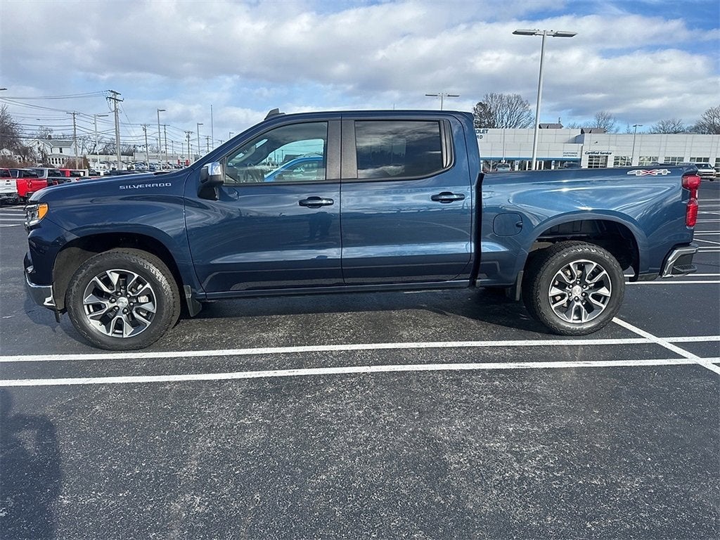 2023 Chevrolet Silverado 1500 LT (2FL)
