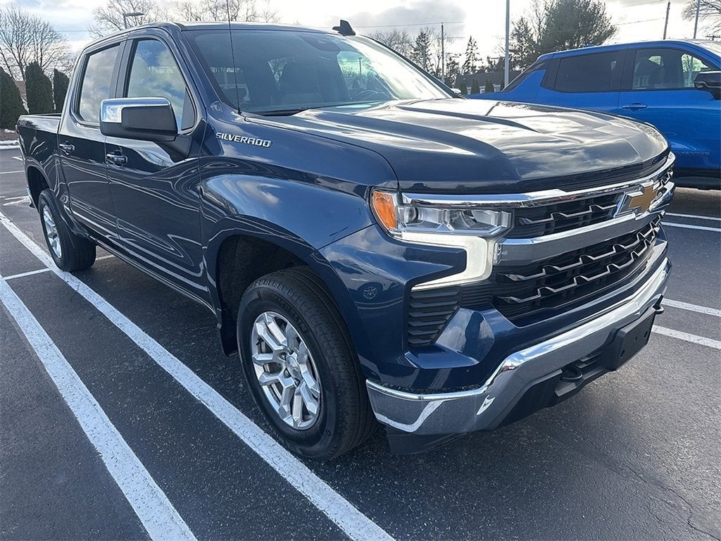 2023 Chevrolet Silverado 1500 LT (2FL)