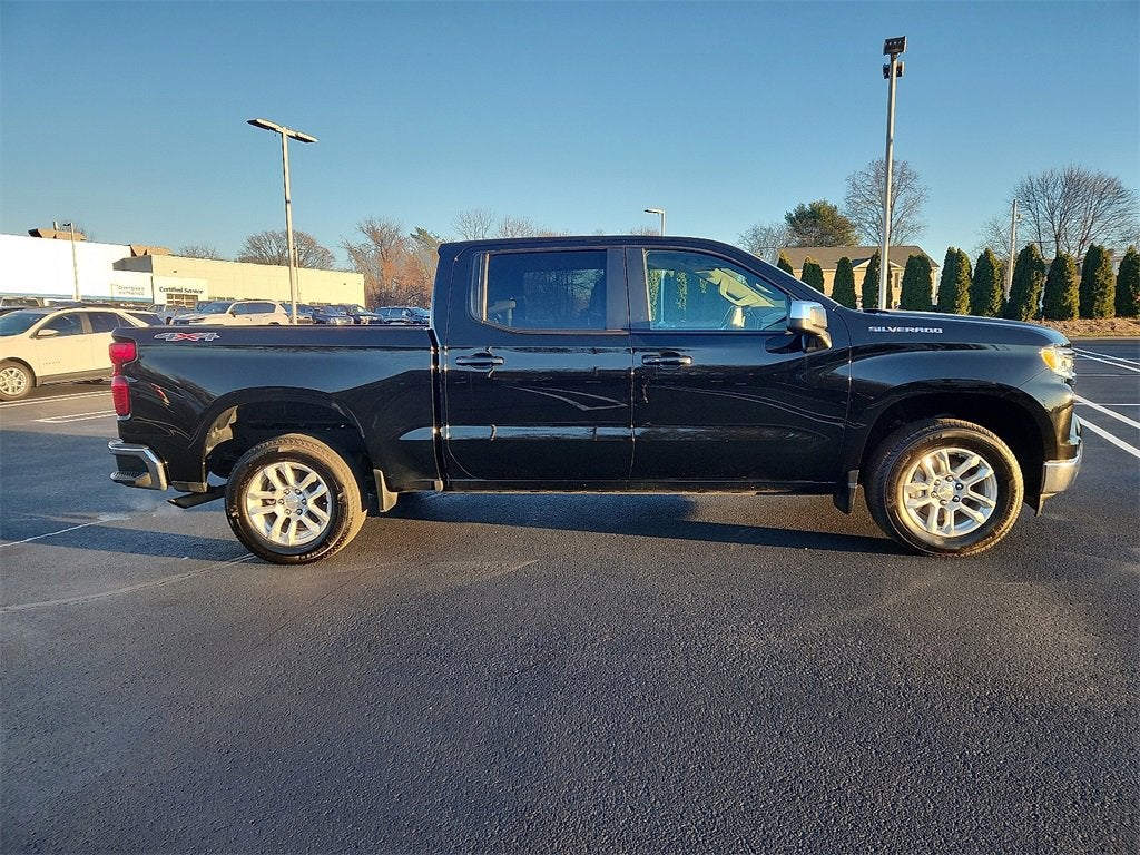 2023 Chevrolet Silverado 1500 LT (2FL)