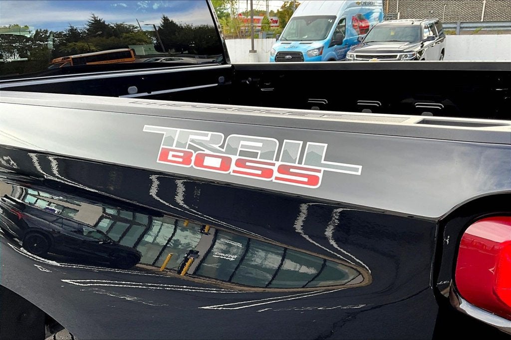 2024 Chevrolet Silverado 1500 Custom Trail Boss