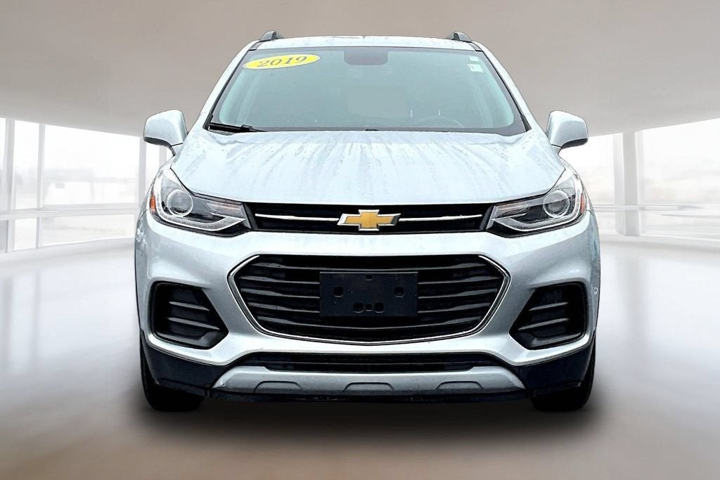 Used 2019 Chevrolet Trax LT with VIN 3GNCJLSB2KL218156 for sale in Milford, CT