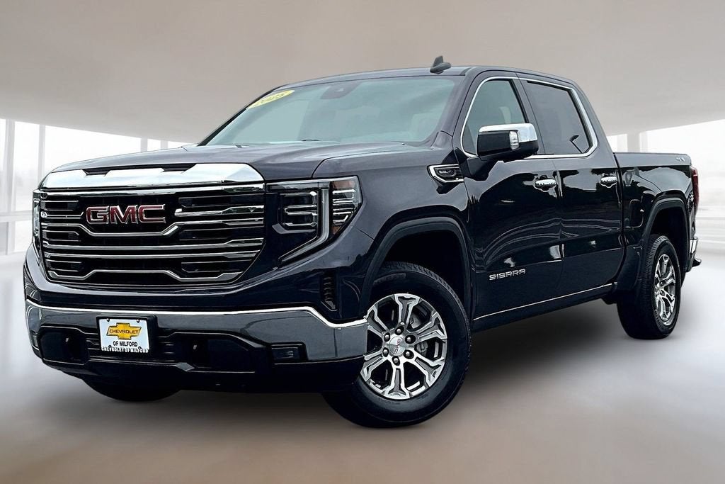 2025 GMC Sierra 1500 SLT