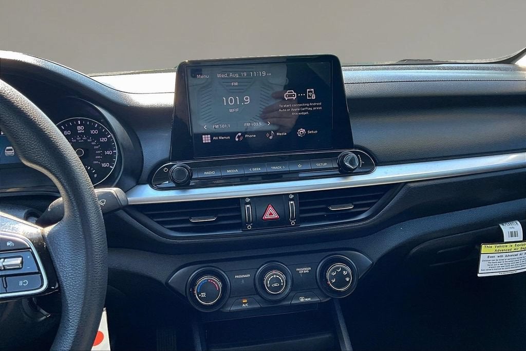 2024 Kia Forte LXS
