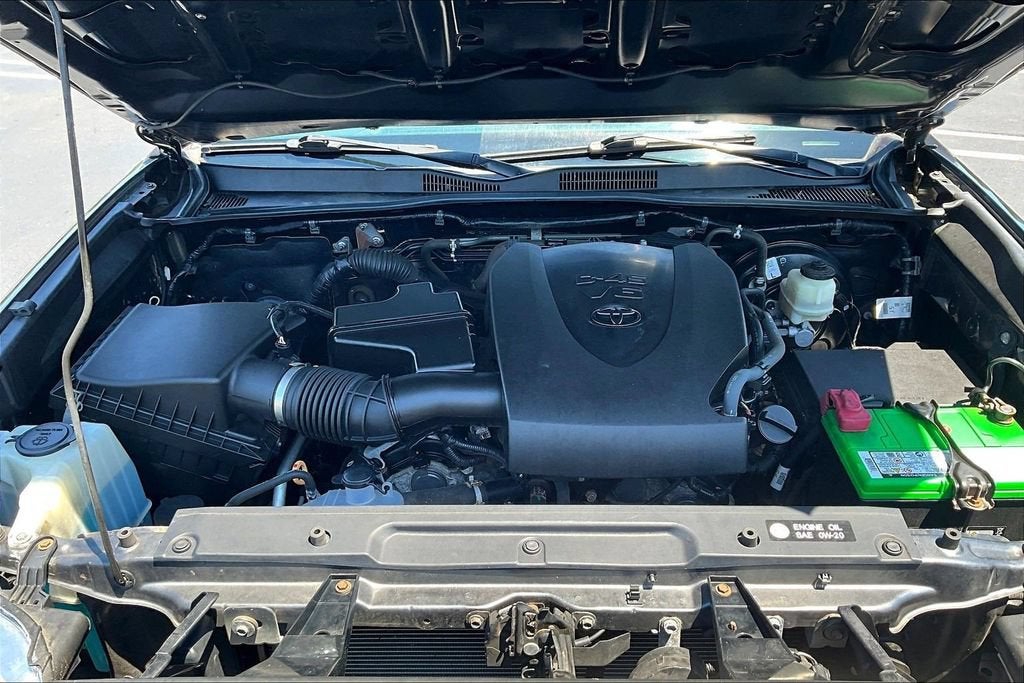 2018 Toyota Tacoma SR