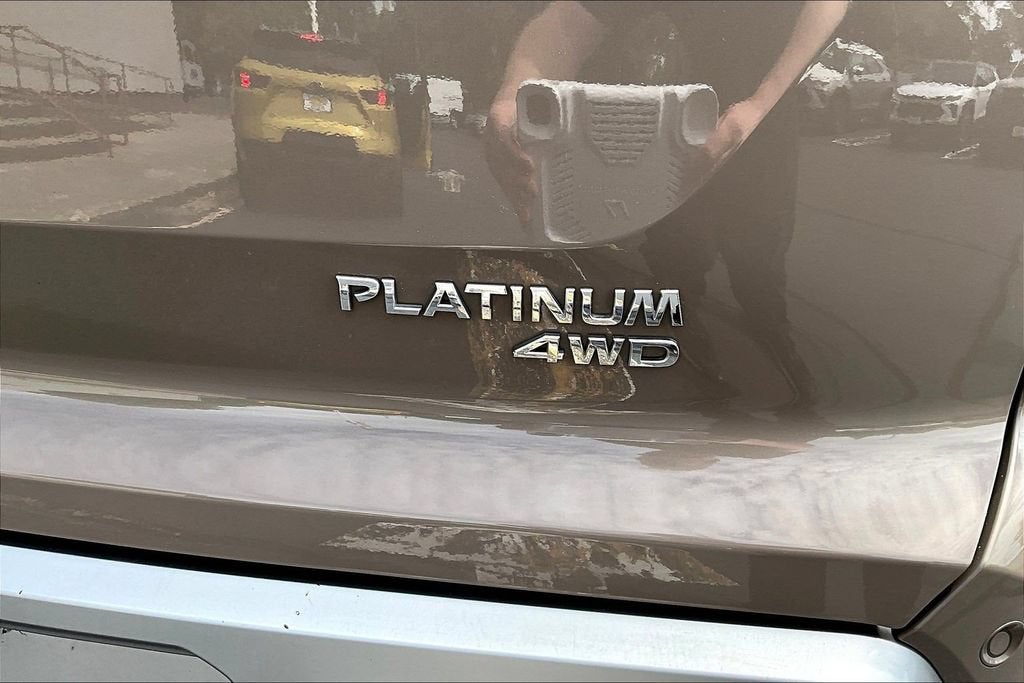 2023 Nissan Pathfinder Platinum