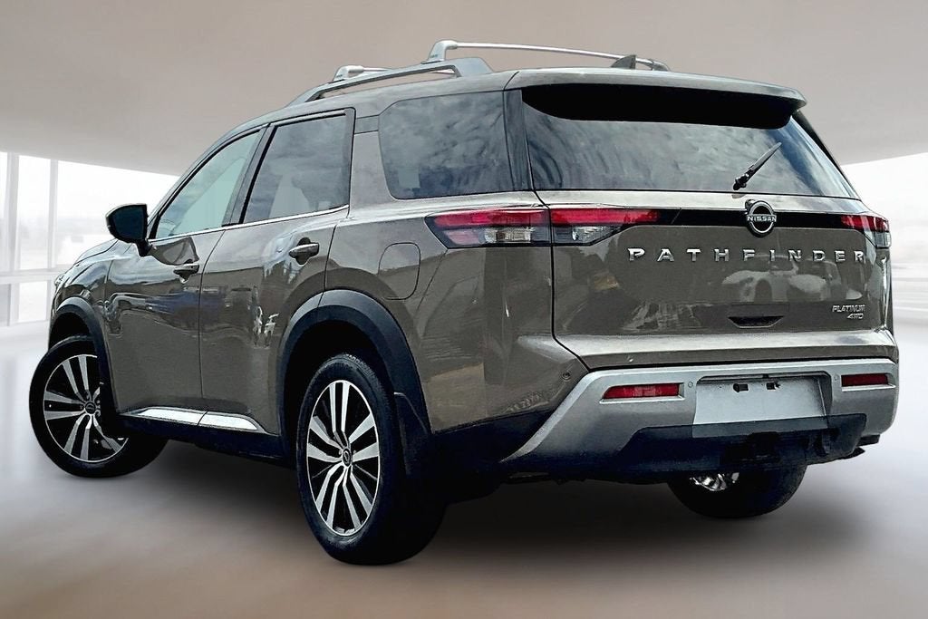 2023 Nissan Pathfinder Platinum