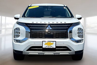 2023 Mitsubishi Outlander SE