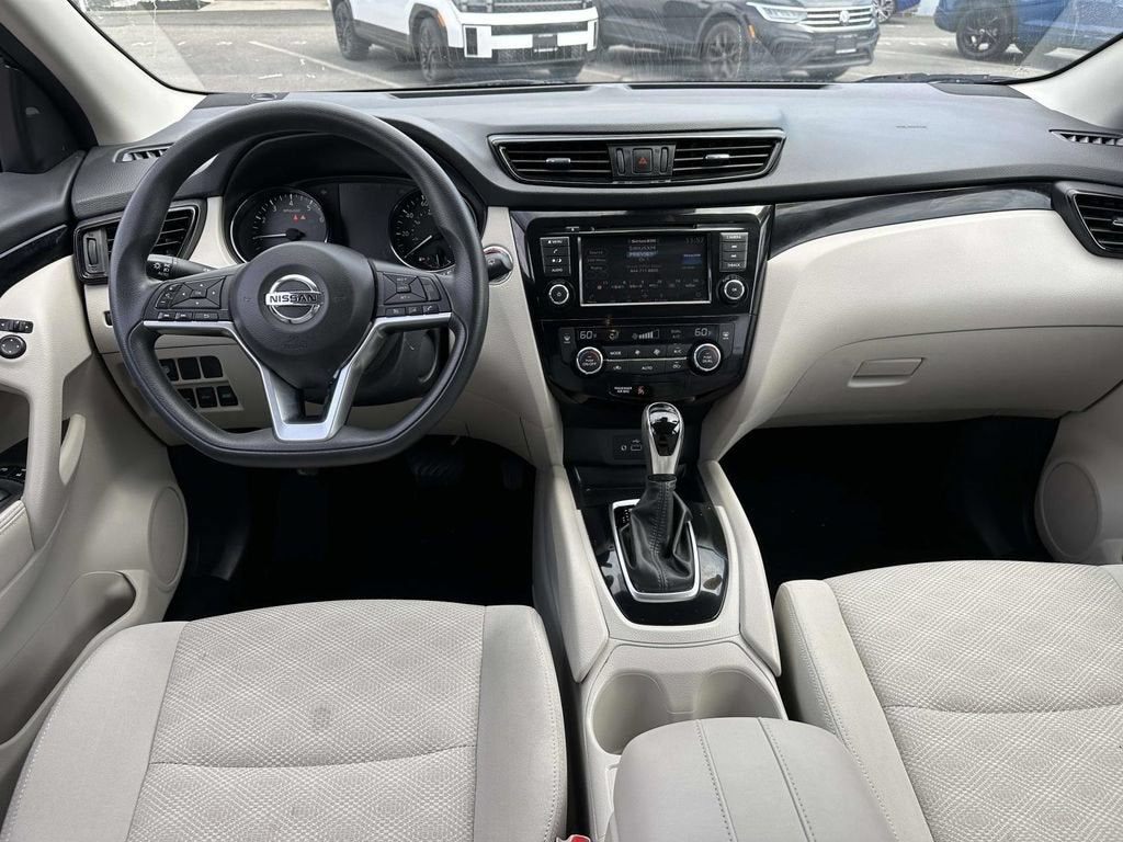 2020 Nissan Rogue Sport SV