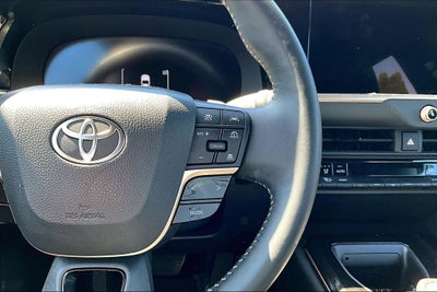 2025 Toyota Crown Signia XLE