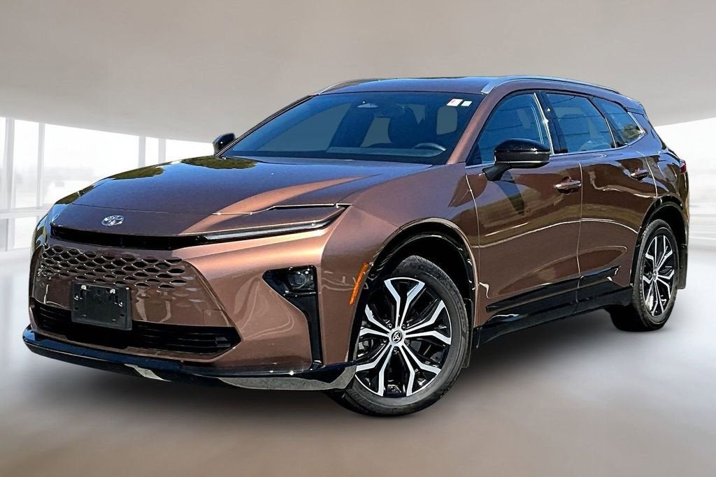 2025 Toyota Crown Signia XLE