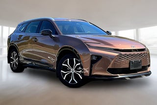 2025 Toyota Crown Signia XLE