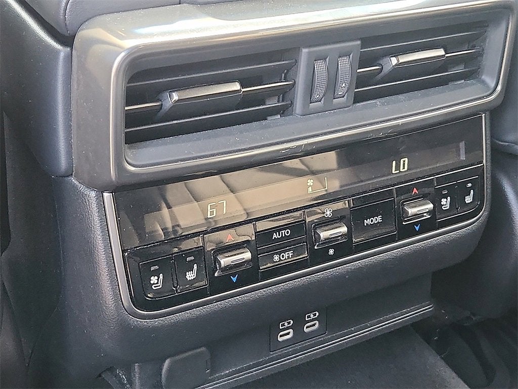 2023 Lexus LX LX 600 Premium