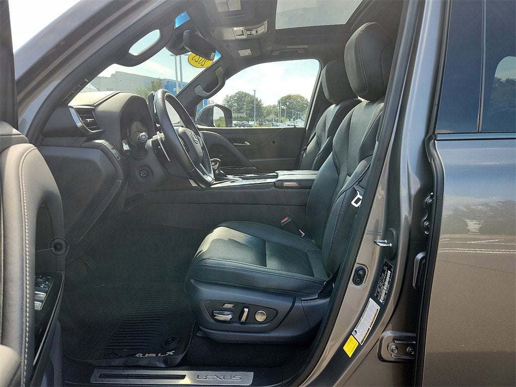 2023 Lexus LX LX 600 Premium