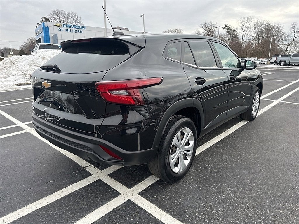 2024 Chevrolet Trax LS
