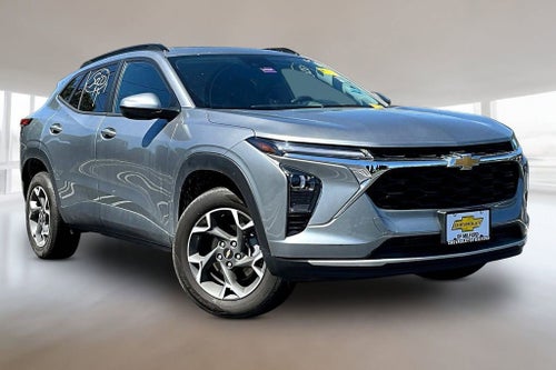 2025 Chevrolet Trax LT
