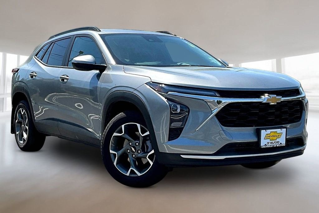 2025 Chevrolet Trax LT's photo