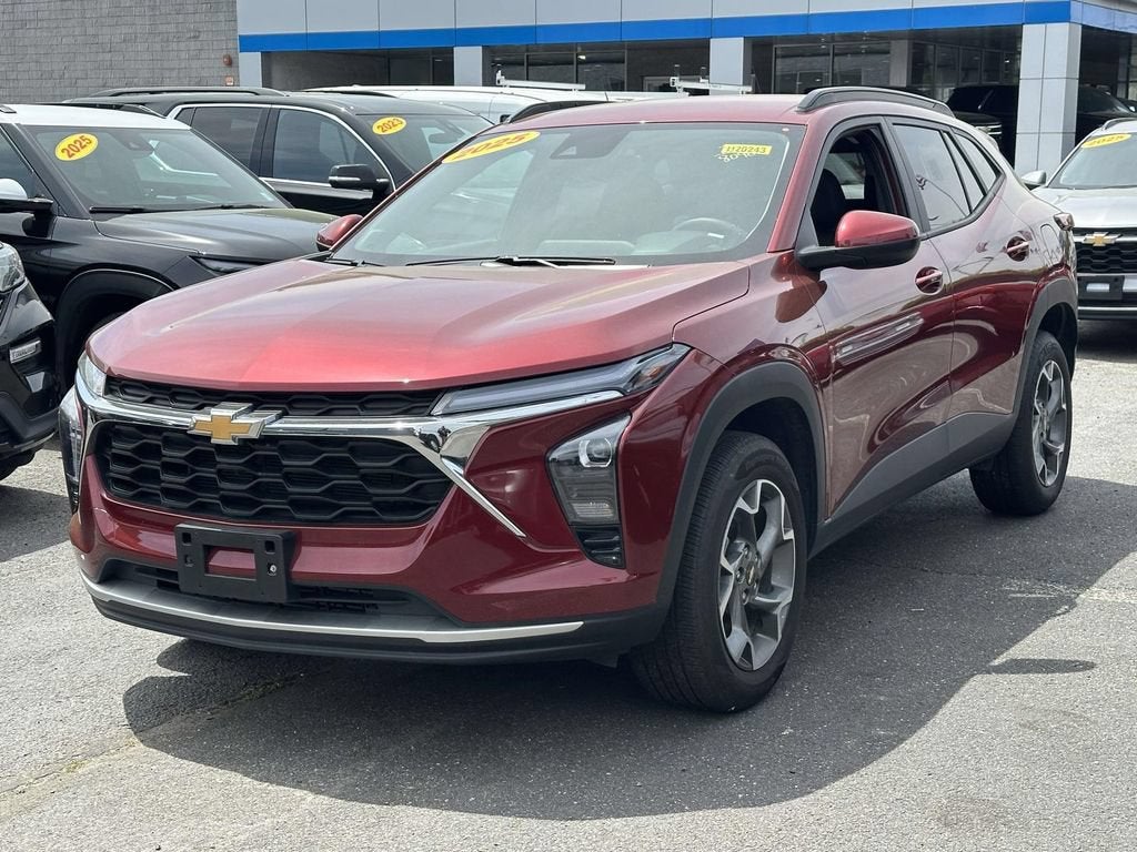 2025 Chevrolet Trax LT