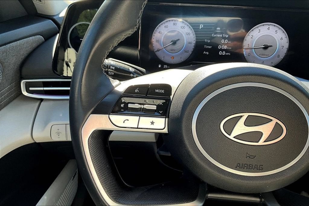 2024 Hyundai Elantra Limited