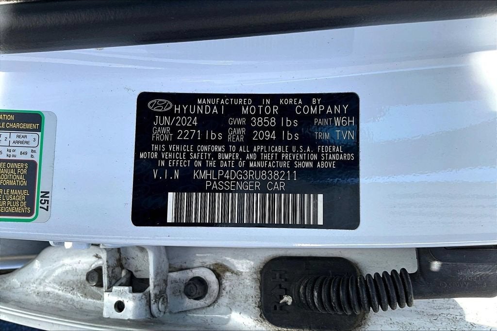 2024 Hyundai Elantra Limited