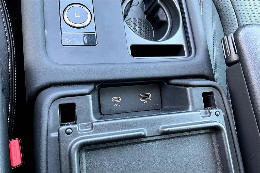 2024 Land Rover Discovery S